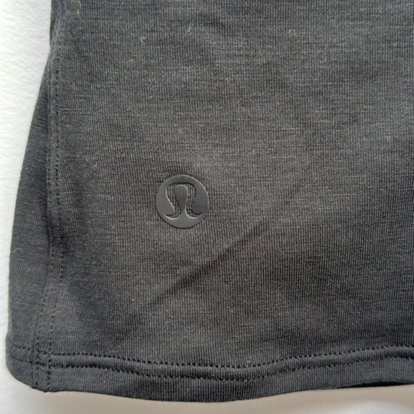 2019 Lululemon Black Short Sleeve Front Wrap Round Trip Shirt Size 4 - Picture 6 of 6